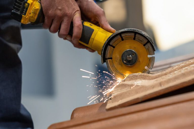 Dachziegel ausschliefen